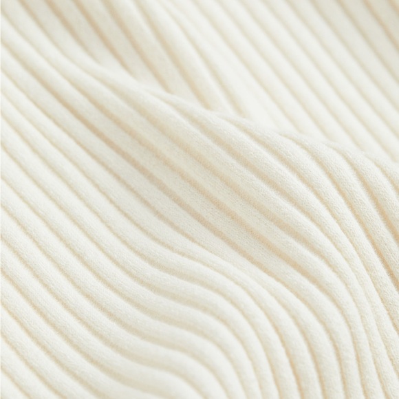 H&M Cream Ribbed Blouse - Picture 2 of 4